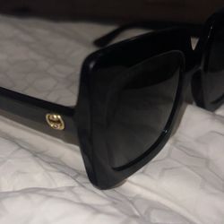 Women’s Gucci Sunglasses 