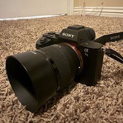 Sony A7ii W/ 50mm 1.8 Lens