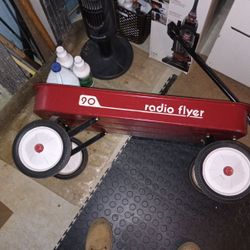 Vintage 80's Radio Flyer Red Wagon