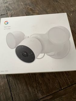 Google Nest Cam FLOODLIGHT UNOPENED
