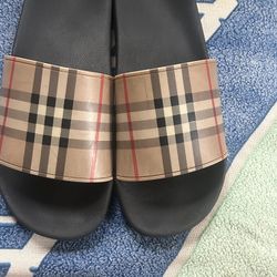 Burberry slides