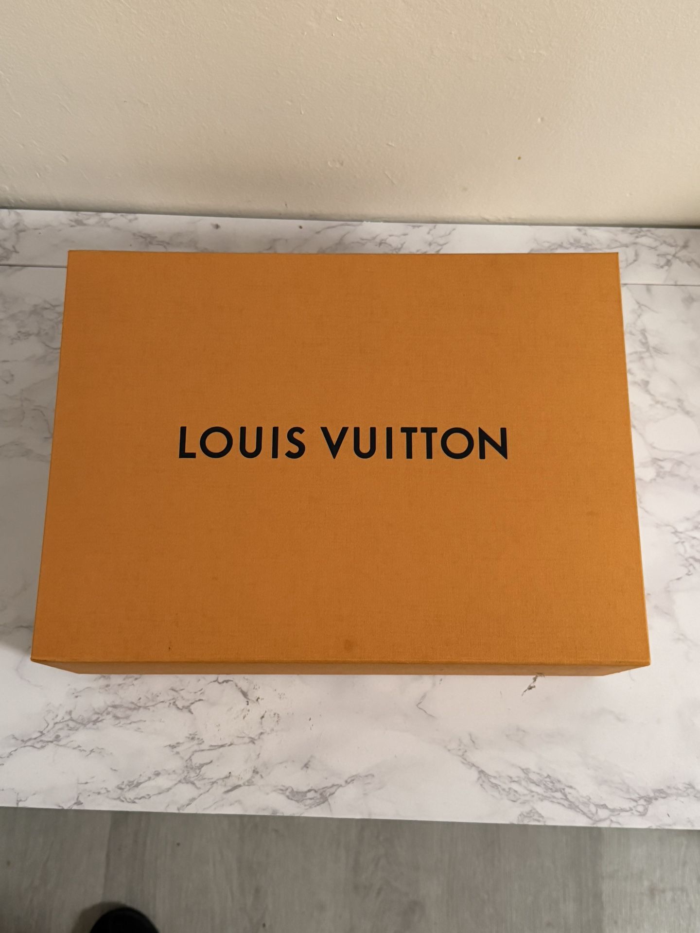 Medium Louis Vuitton Box Authentic