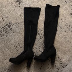 Women’s Over The Knee Black Heel Boots Size 8.5