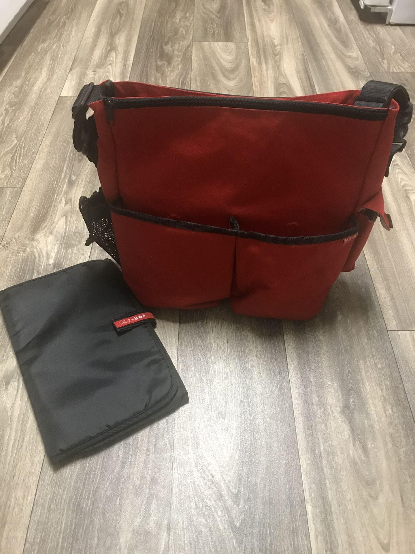 Skip hop diaper bag