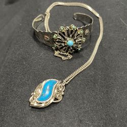 Faux Turquoise Bracelet And Necklace
