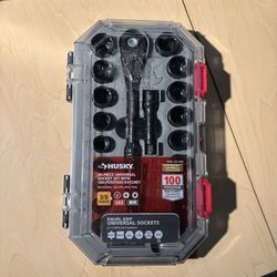 Husky 100-Position 3/8 in. Drive Universal Socket Wrench Set. 