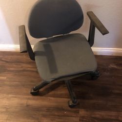 Free Office Desk Chair
