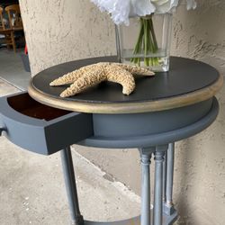 Ash Grey Top Round Side Table 