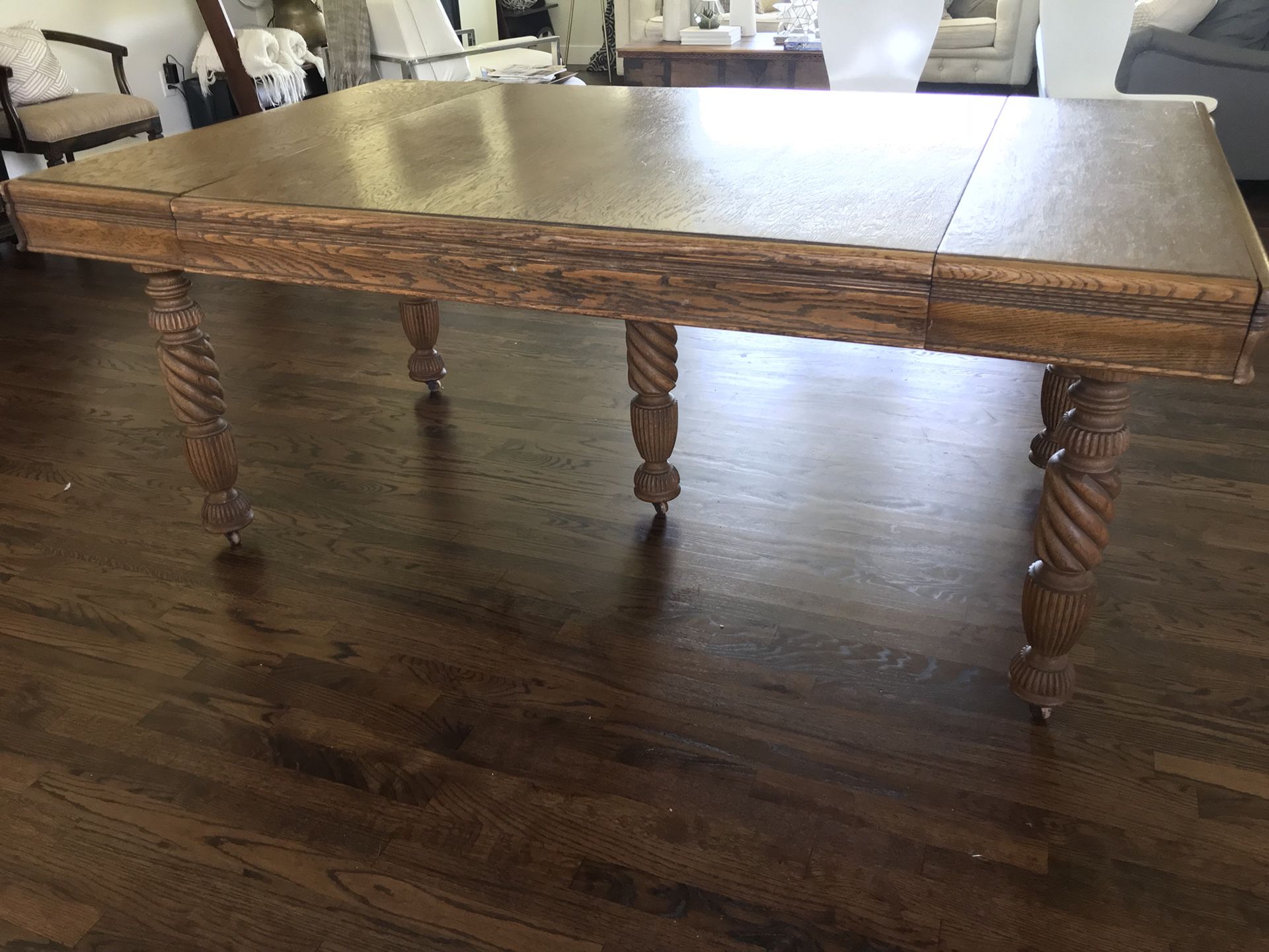 Beautiful Antique Oak Dining Table