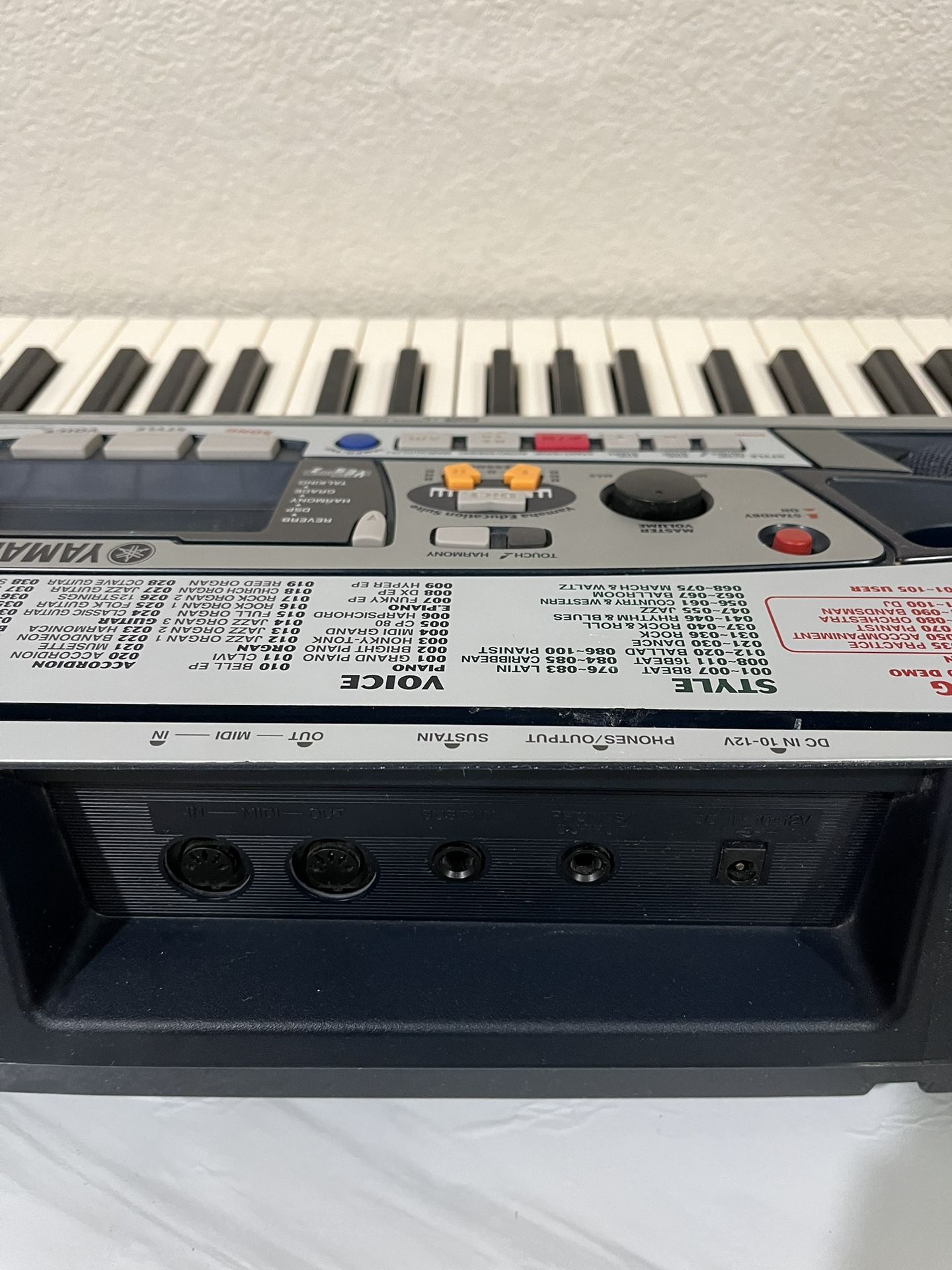 Yamaha PSR-280 Portatone 61 Key Electronic Keyboard for Sale in