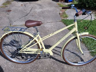 New Schwinn Admiral Hybrid Bike Bicycle with 700c Tires 17" Frame bought and not used all tuned up - $80 FIRM
