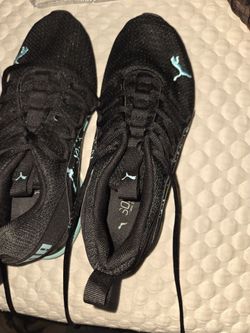 Puma womens sneakers size 9