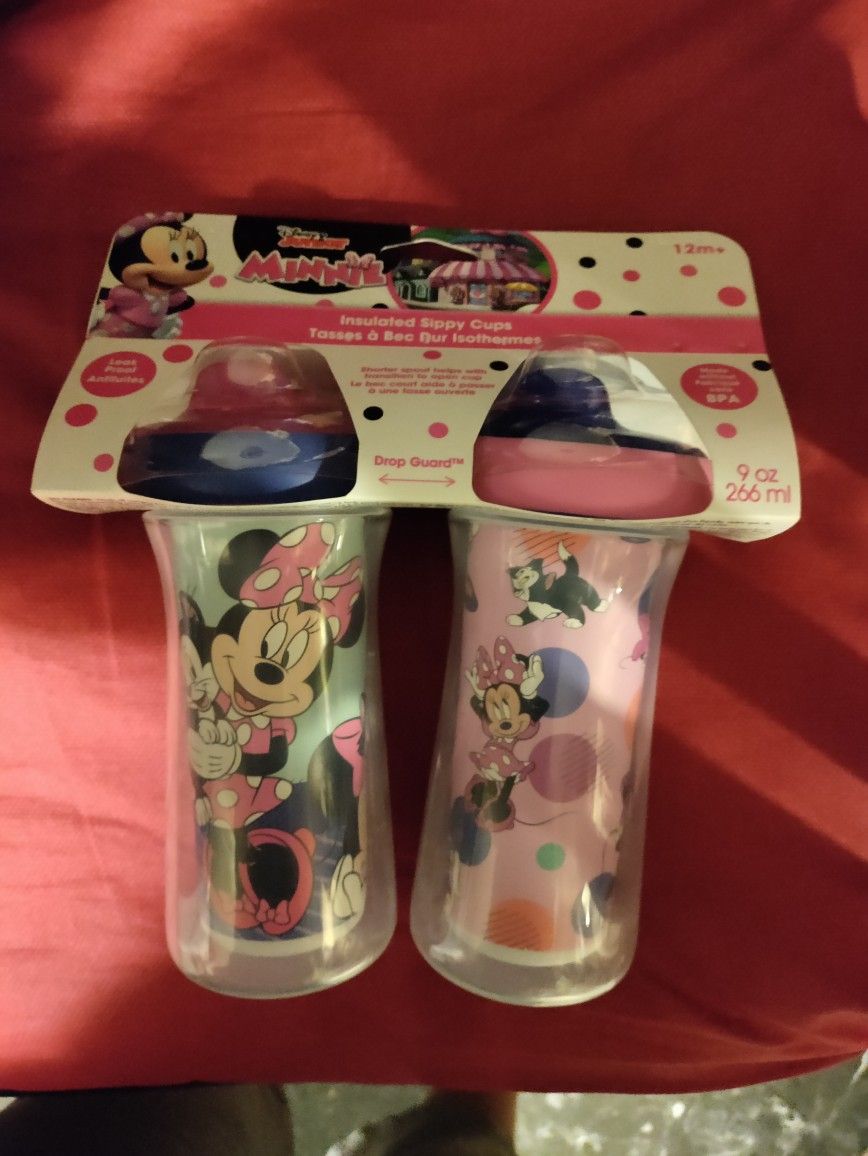 New Minnie Mouse. Sippy Cups , 12 Months + , $12 Pick Up Only No Holds. 