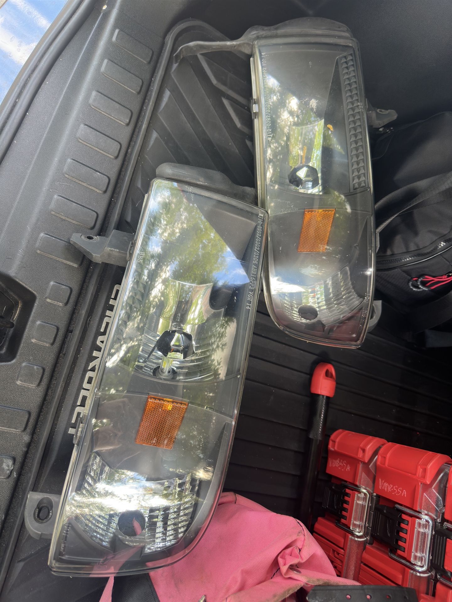 1999 Dodge Ram Headlights