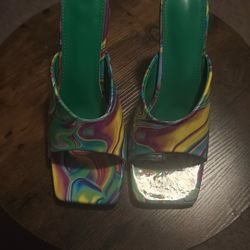 Multi-colored Swirl Slide Ons