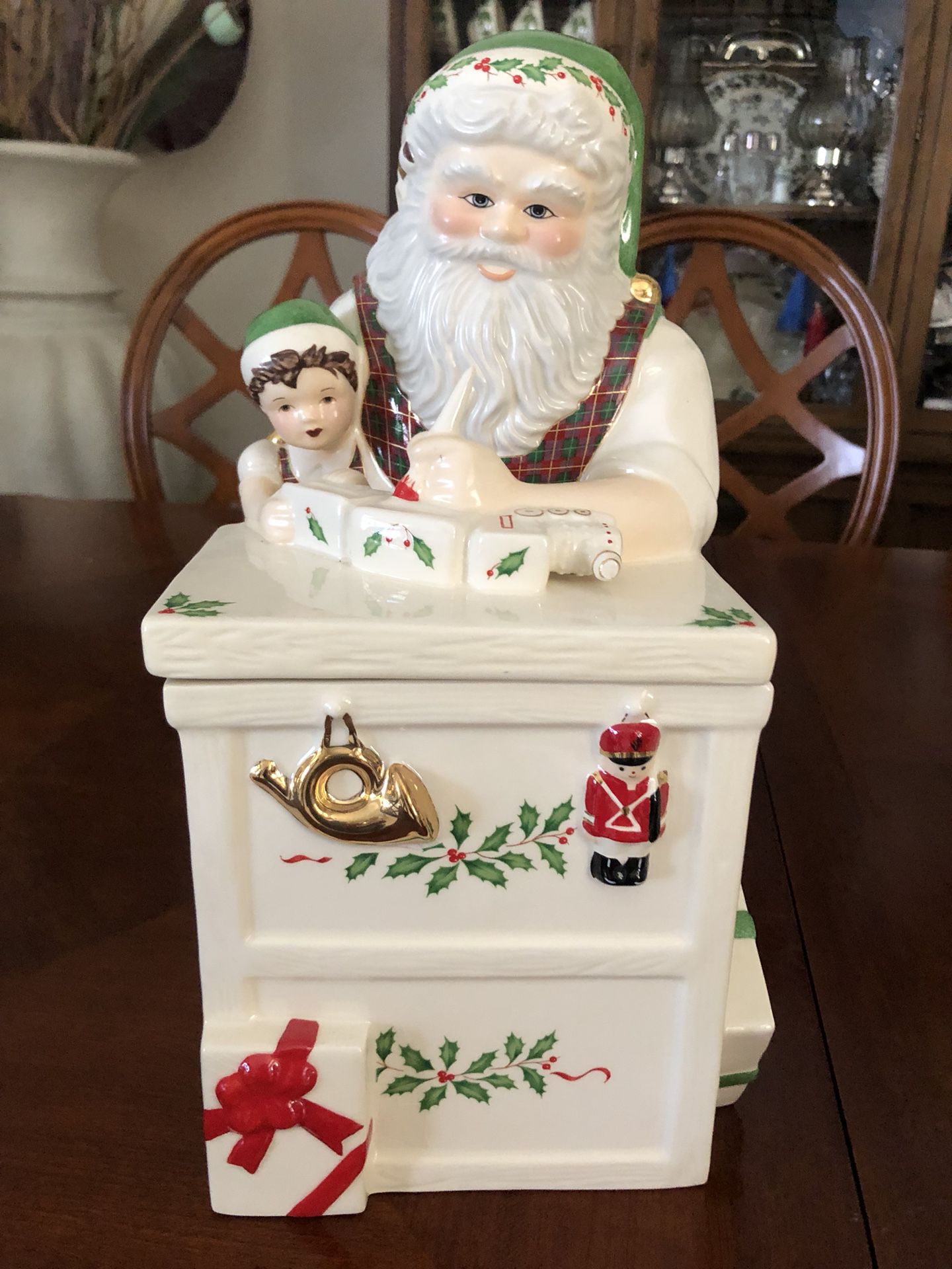 Lenox for the Holidays Santa’s Holiday Toy Shop Workbench Cookie Jar