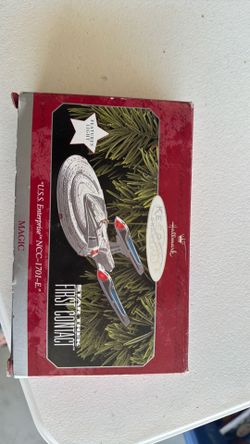 New star trek ornament 70-80s