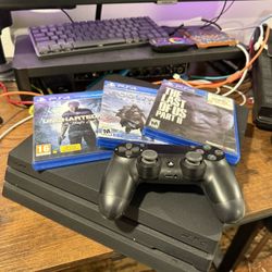 PS4 1tb, 2 Controllers, 10 Games