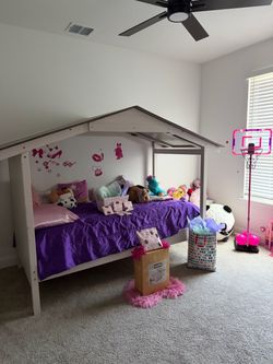 Twin House Bed Frame with Mattress Included
