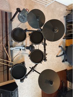 Alesis Nitro Mesh Electronic Drumset