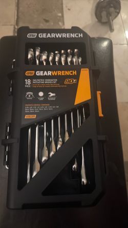Gear wrench