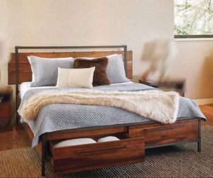 King Storage Bed