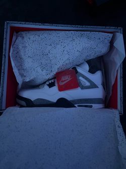 Jordan 4 White Cement