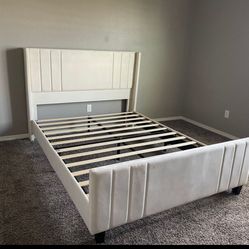 Queen Size Bed 