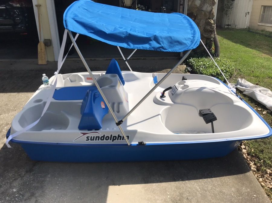 Sun Dolphin 5-Person Sun Slider Pedal Boat with Canopy