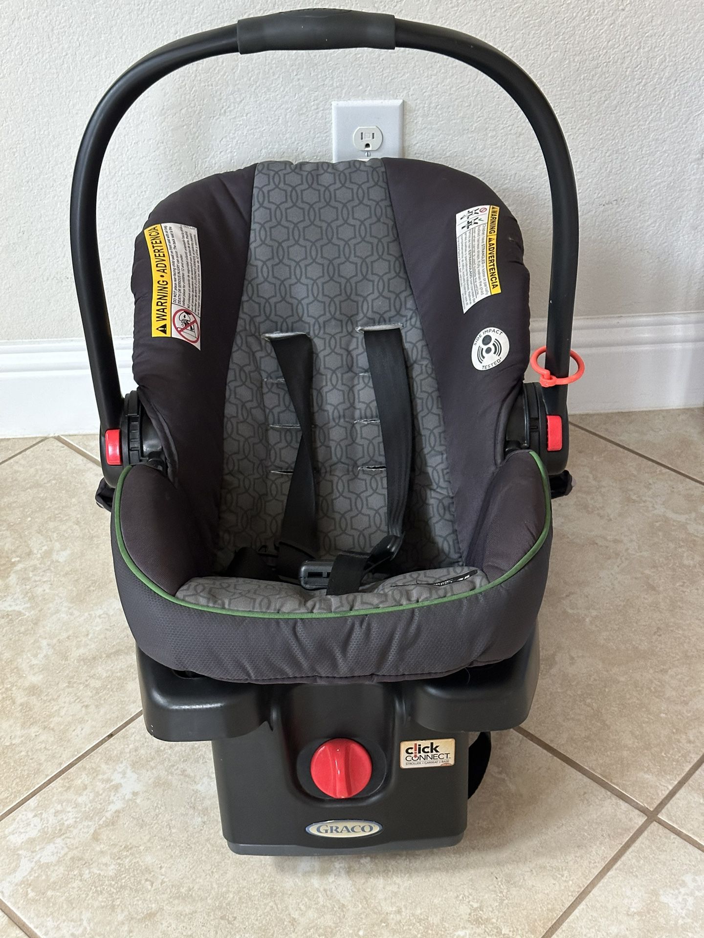 Graco Snugride Click Connect Infant Car Seat