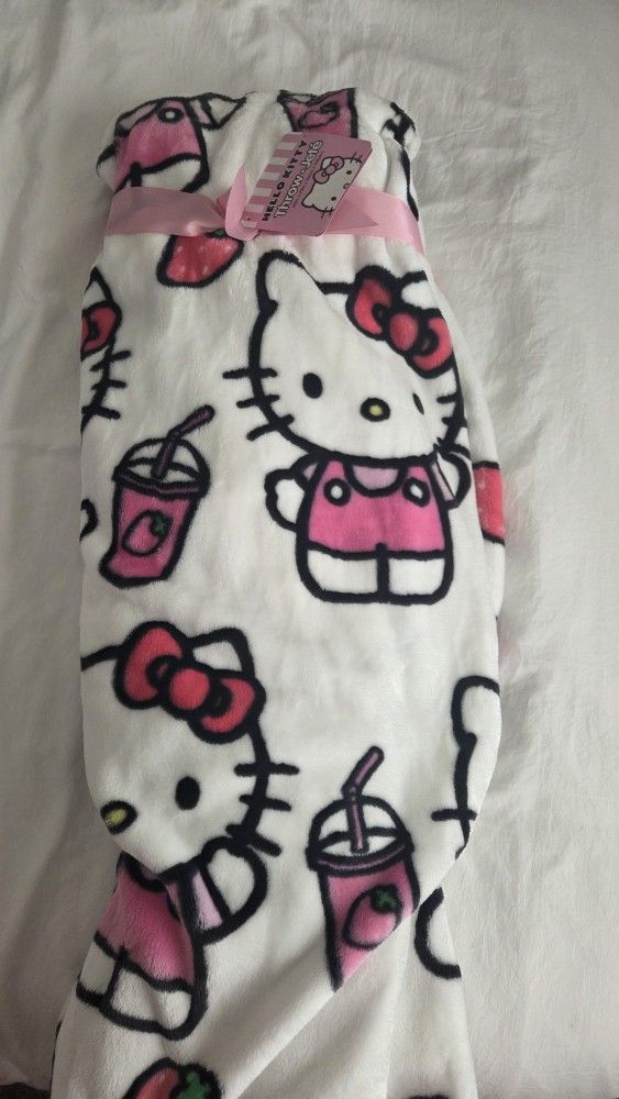 Hello Kitty Blanket 