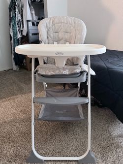 Graco Highchair slim snacker