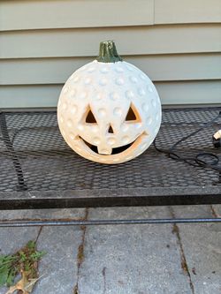 We golf ball style pumpkin light ex cond