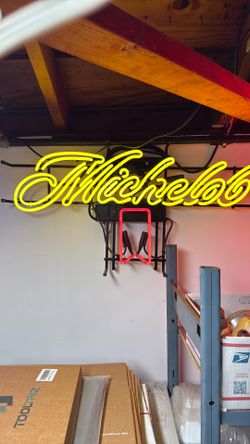 Michelob Neon Sign