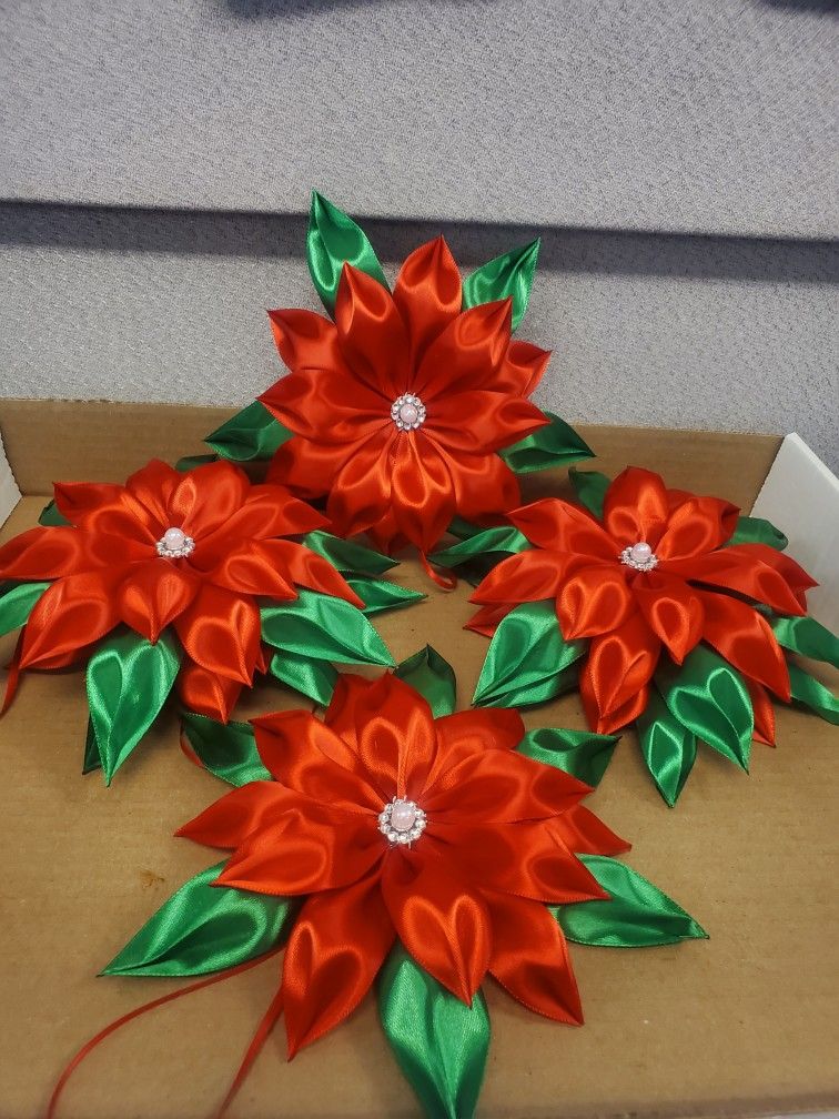 Christmas Tree Ribbon Flower Ornaments $7/each. Let's Me Know What Color You Want To Order