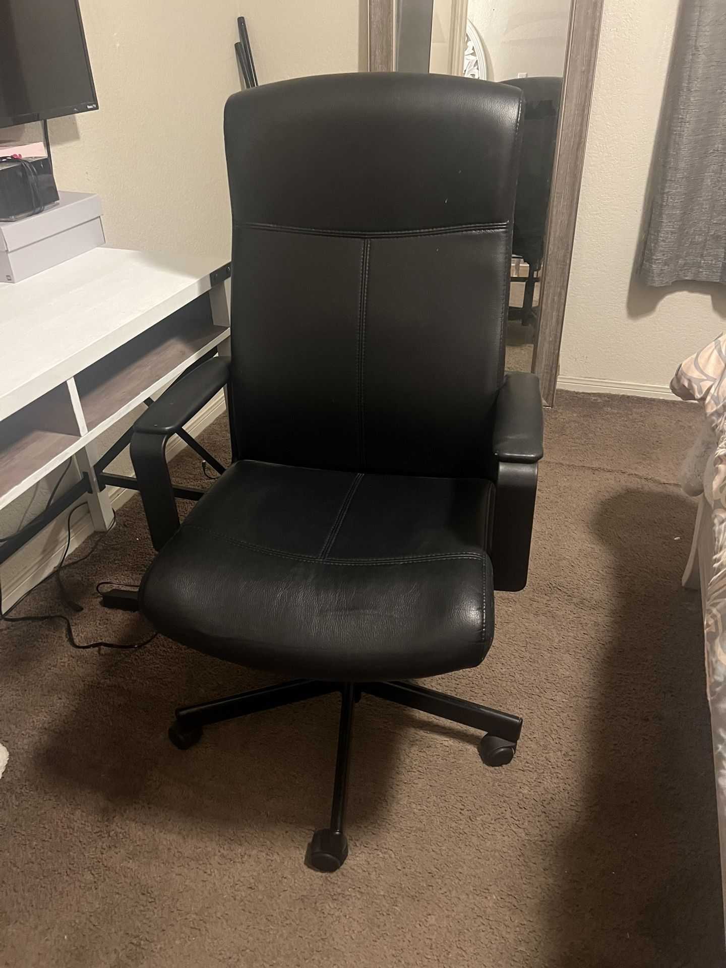 Black Office Chair 