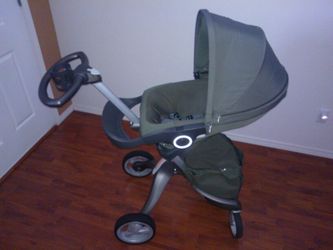 Stokke Xplory baby/kid stroller Green, extras.