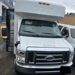 2010 Ford E-350