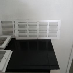 white Vent