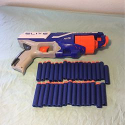 Nerf Gun With 32 Bullets 