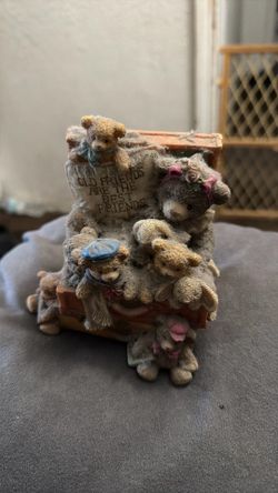 Teddy hugs