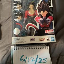 Figuarts SSJ 4 Vegeta
