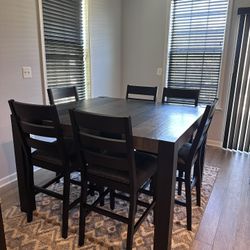 6 SEAT DINING TABLE 