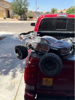 Arrma Kraton 6S EXB (Extreme Bash) – Ready to Run Bundle!