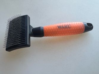 Self clean slicker dog brush