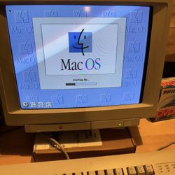 Apple Power Macintosh 6500/250 Computer
