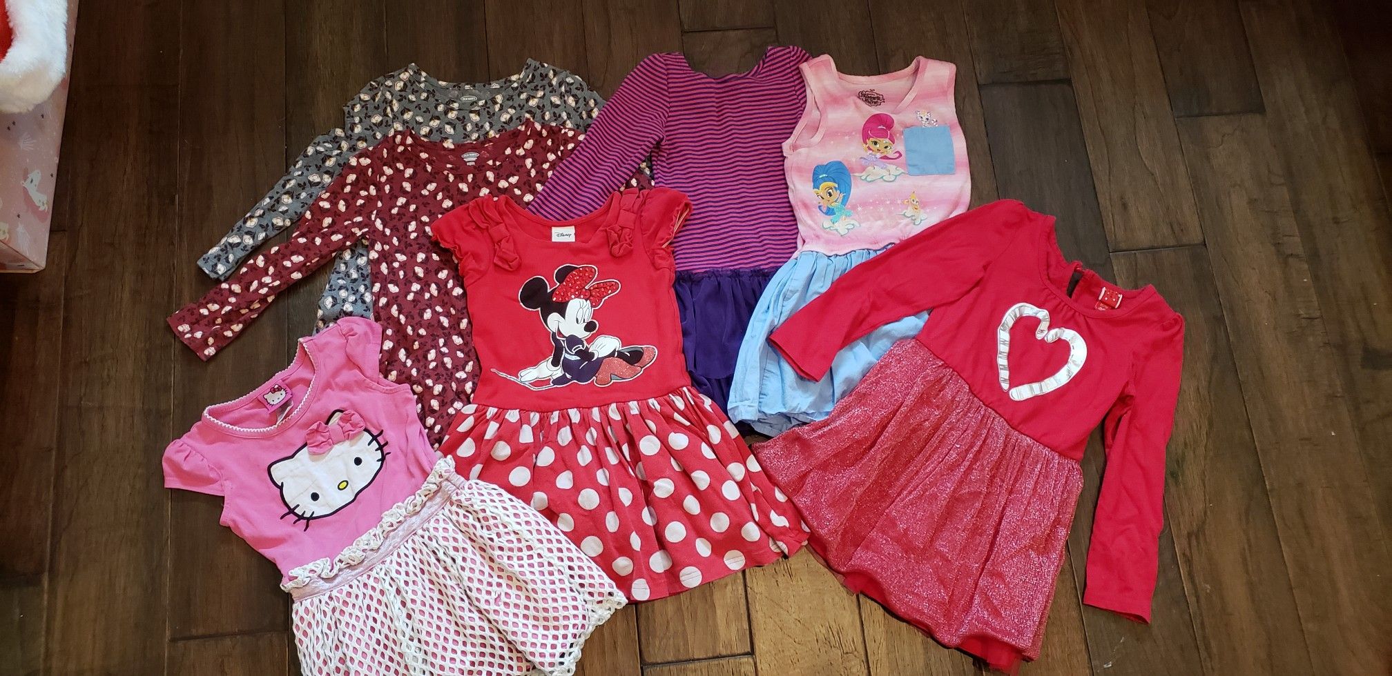 Girls Lot of 7 (3-4T) dresses