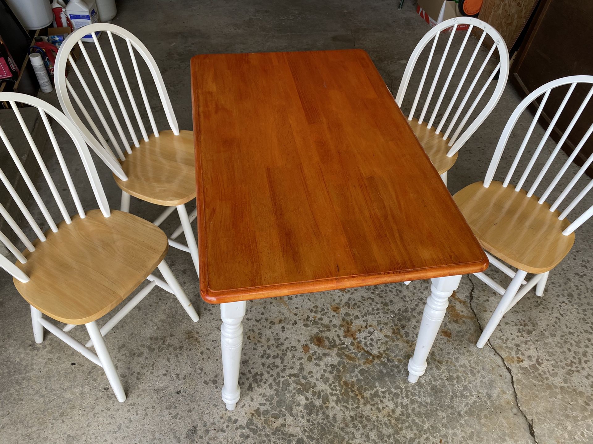 Dining table and chairs set - PICK UP TODAY ONLY FOR $60