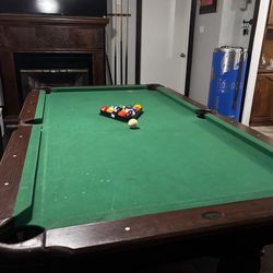 Pool table