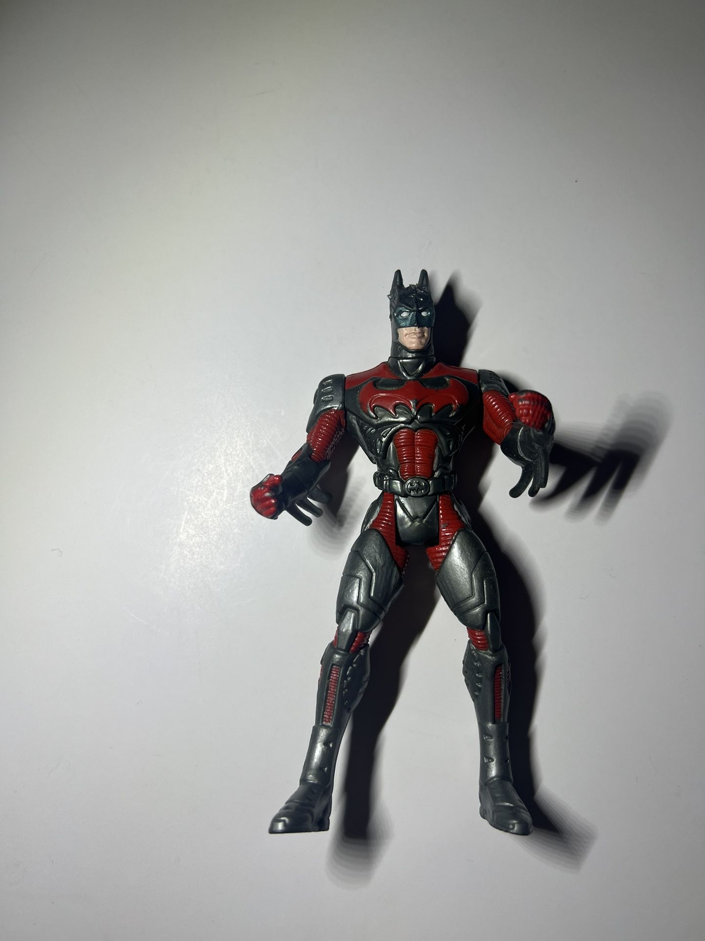 Rare Kenner 1998 DC Comics BATMAN Gray Red Suit 5" Action Figure